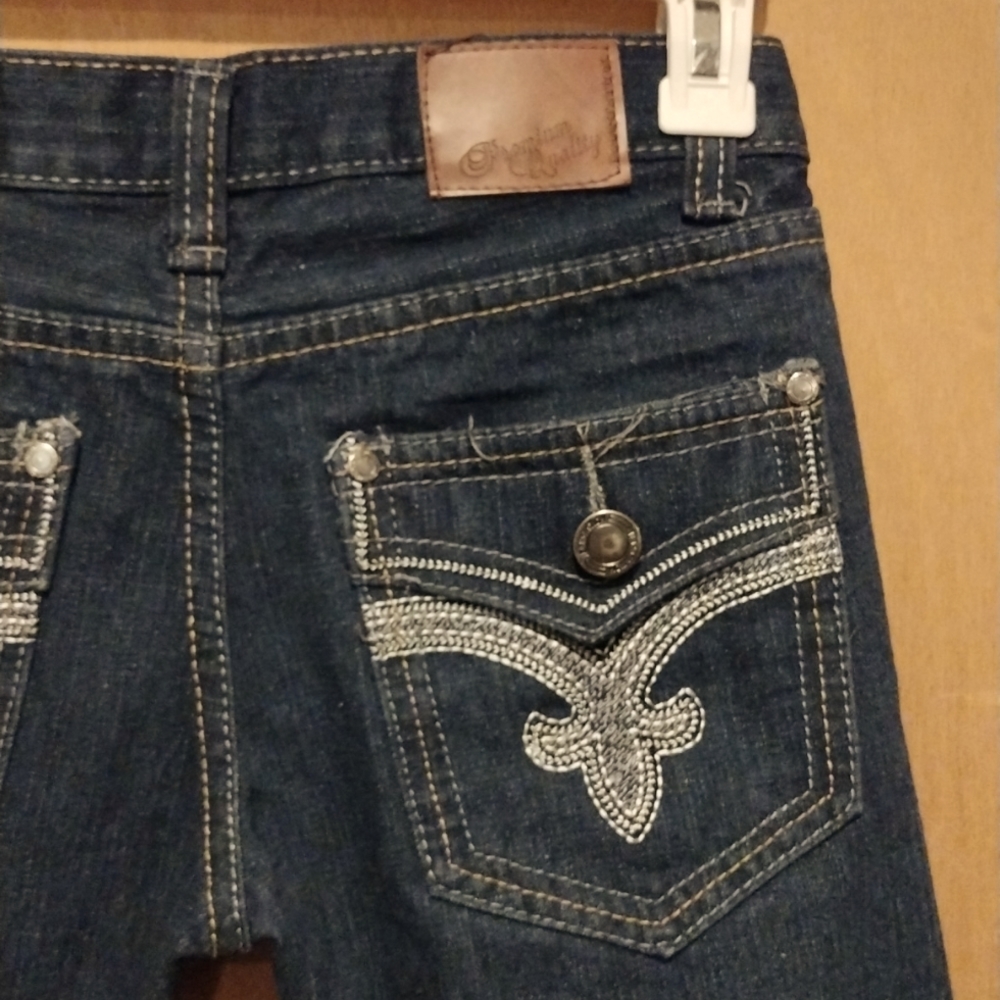 Jean Station Girls Size 10 Dark Blue Denim Jeans Embroidered Pockets Skinny Leg